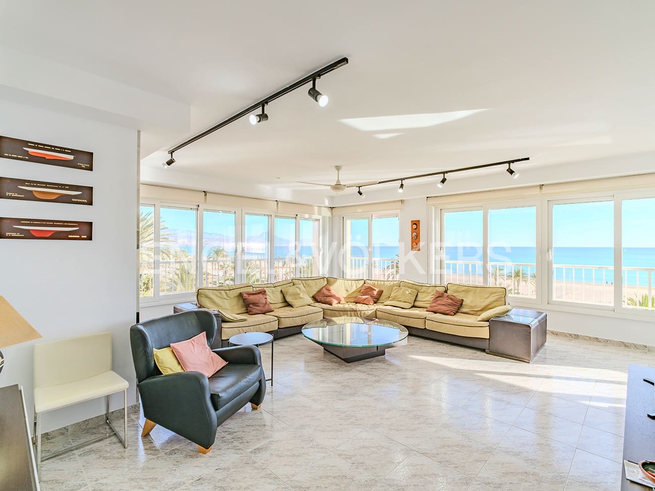 5 soveværelse Lejlighed til salg i Alicante by med swimmingpool garage - € 1.300.000 (Ref: 8762640)