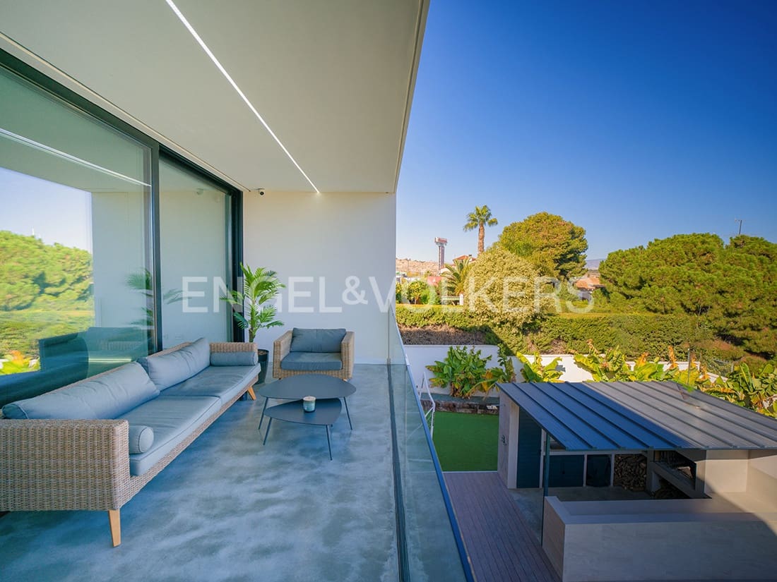 5 soveværelse Villa til salg i Alicante by med swimmingpool garage - € 2.100.000 (Ref: 8762651)