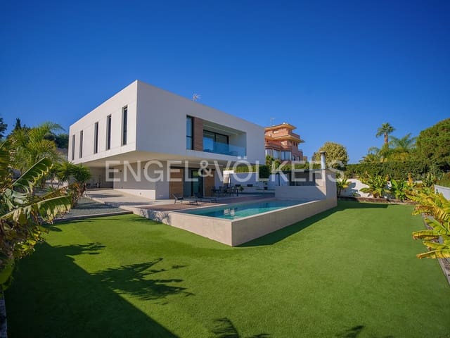 5 soveværelse Villa til salg i Vistahermosa, Alicante by med swimmingpool garage - € 2.100.000 (Ref: 8762651)