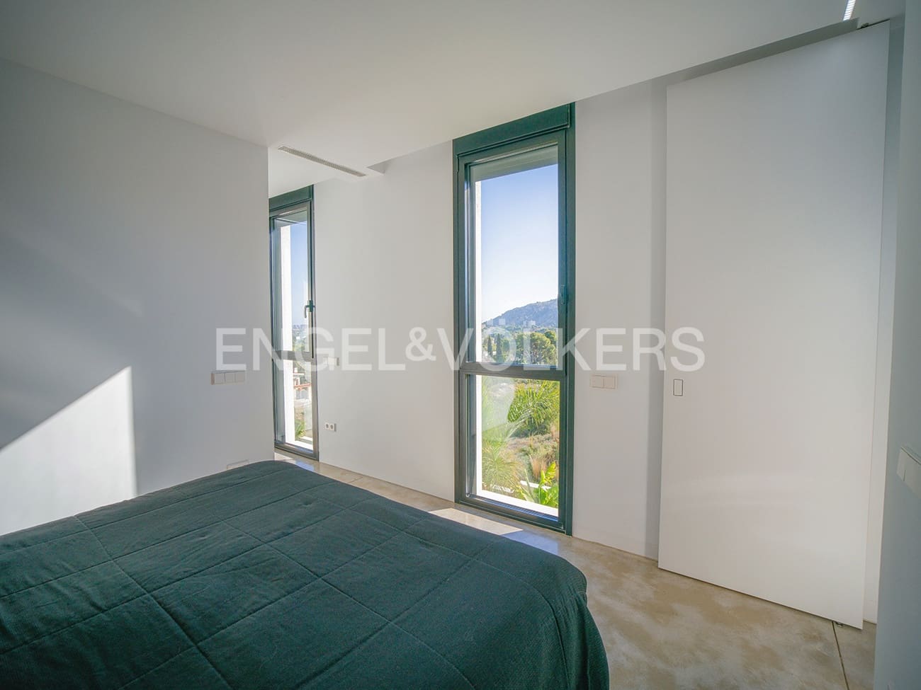 5 soveværelse Villa til salg i Alicante by med swimmingpool garage - € 2.100.000 (Ref: 8762651)