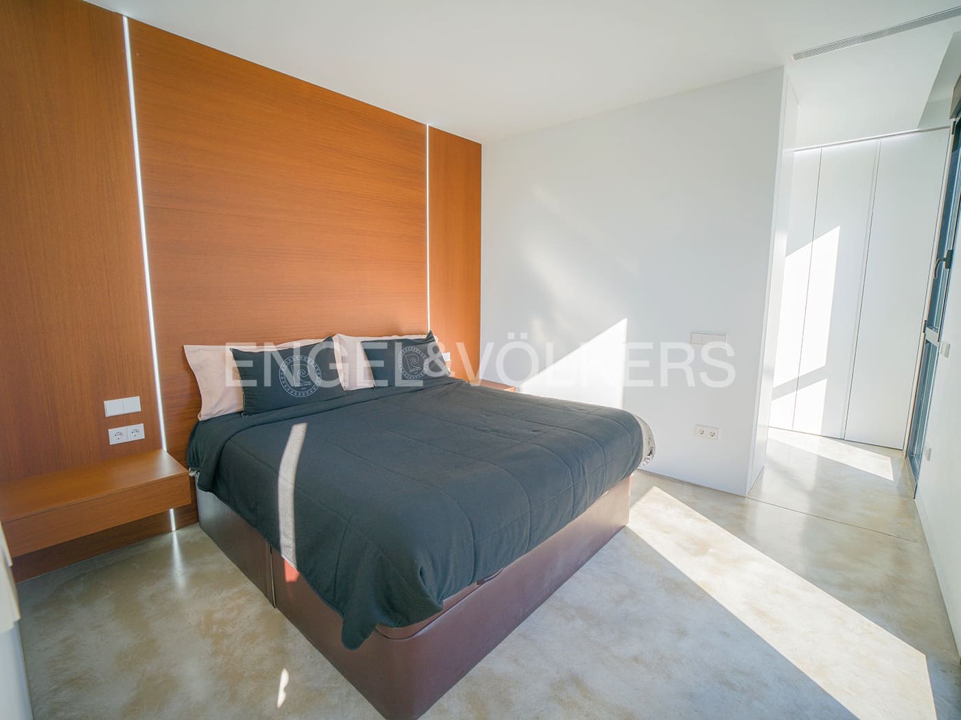 5 soveværelse Villa til salg i Alicante by med swimmingpool garage - € 2.100.000 (Ref: 8762651)