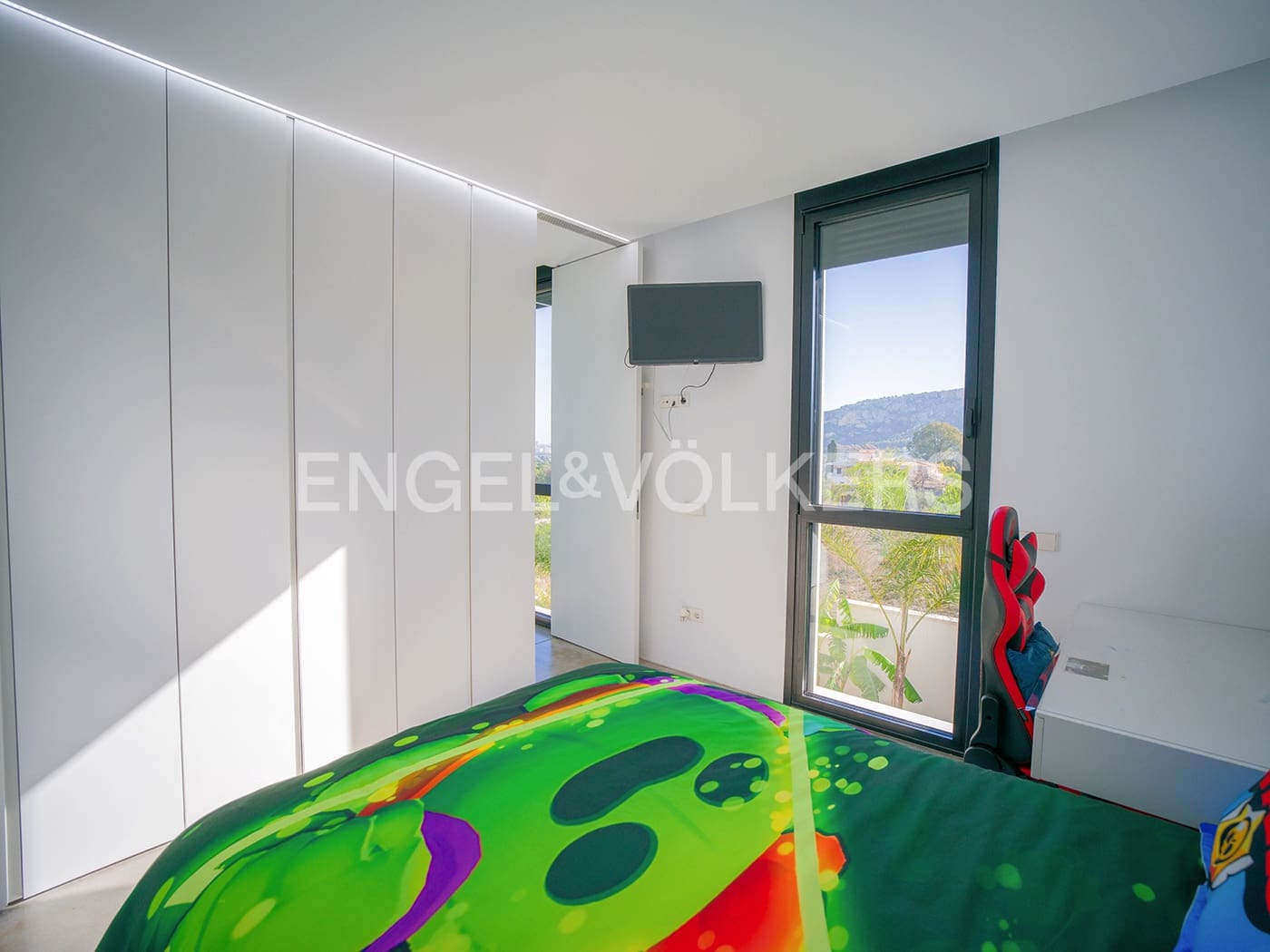 5 soveværelse Villa til salg i Alicante by med swimmingpool garage - € 2.100.000 (Ref: 8762651)