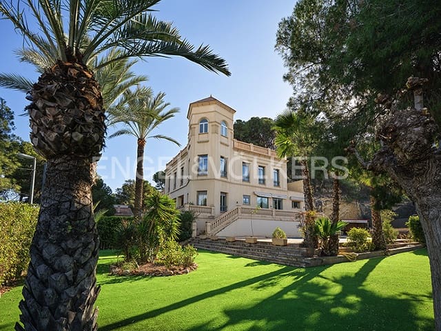 5 soveværelse Villa til salg i Vistahermosa, Alicante by med swimmingpool garage - € 1.900.000 (Ref: 8762652)