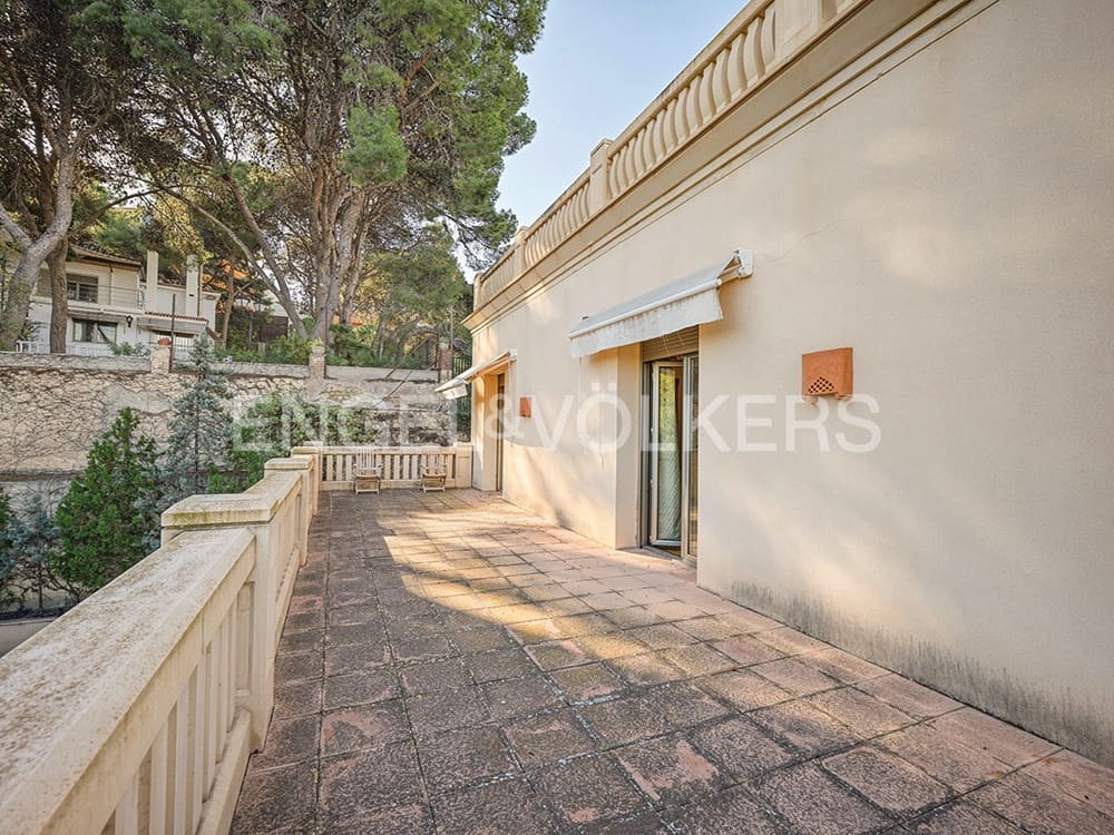 5 soveværelse Villa til salg i Alicante by med swimmingpool garage - € 1.900.000 (Ref: 8762652)