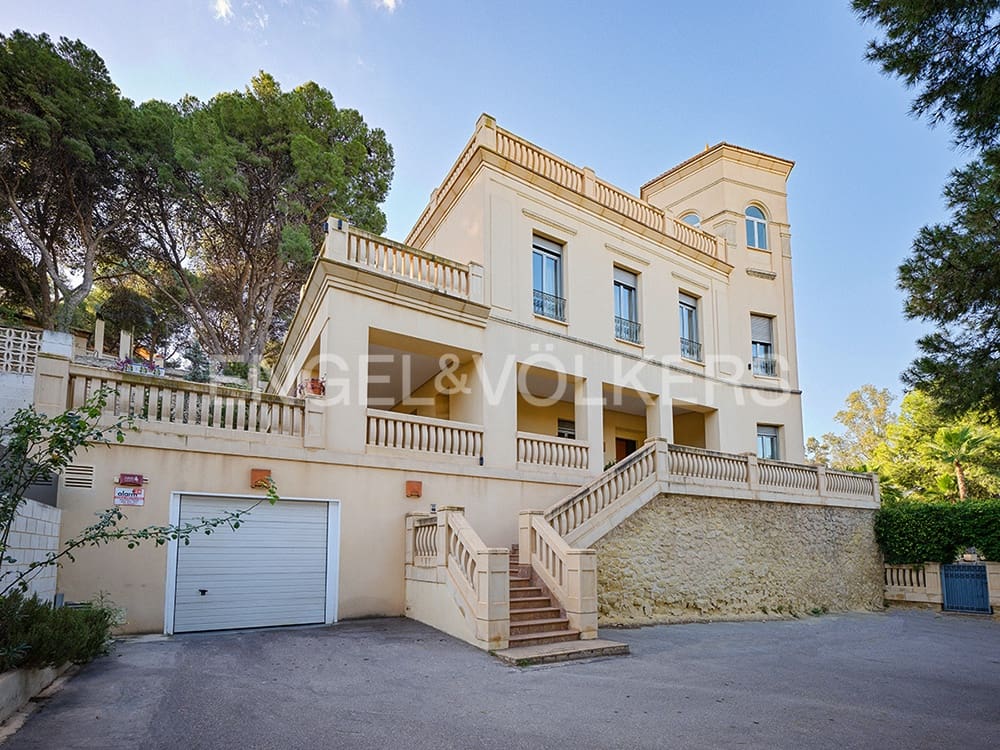 5 soveværelse Villa til salg i Alicante by med swimmingpool garage - € 1.900.000 (Ref: 8762652)