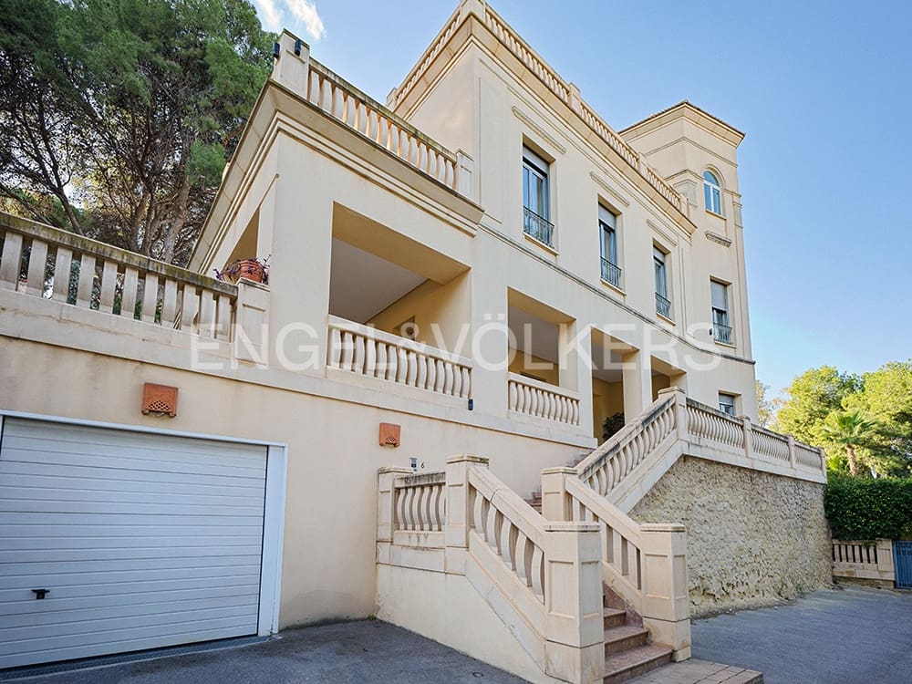 5 soveværelse Villa til salg i Alicante by med swimmingpool garage - € 1.900.000 (Ref: 8762652)