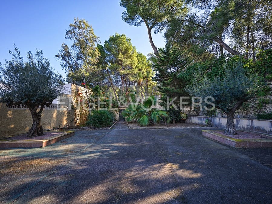 5 soveværelse Villa til salg i Alicante by med swimmingpool garage - € 1.900.000 (Ref: 8762652)