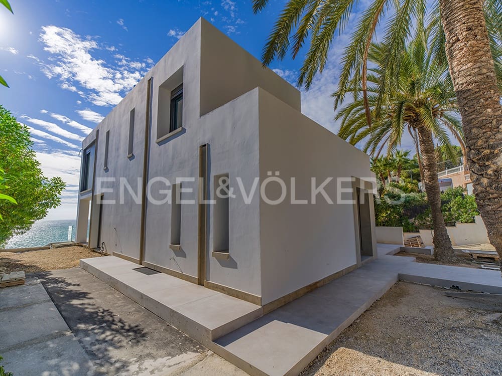 Villa til salgs i El Campello med svømmebasseng garasje - € 2 700 000 (Ref: 8762717)