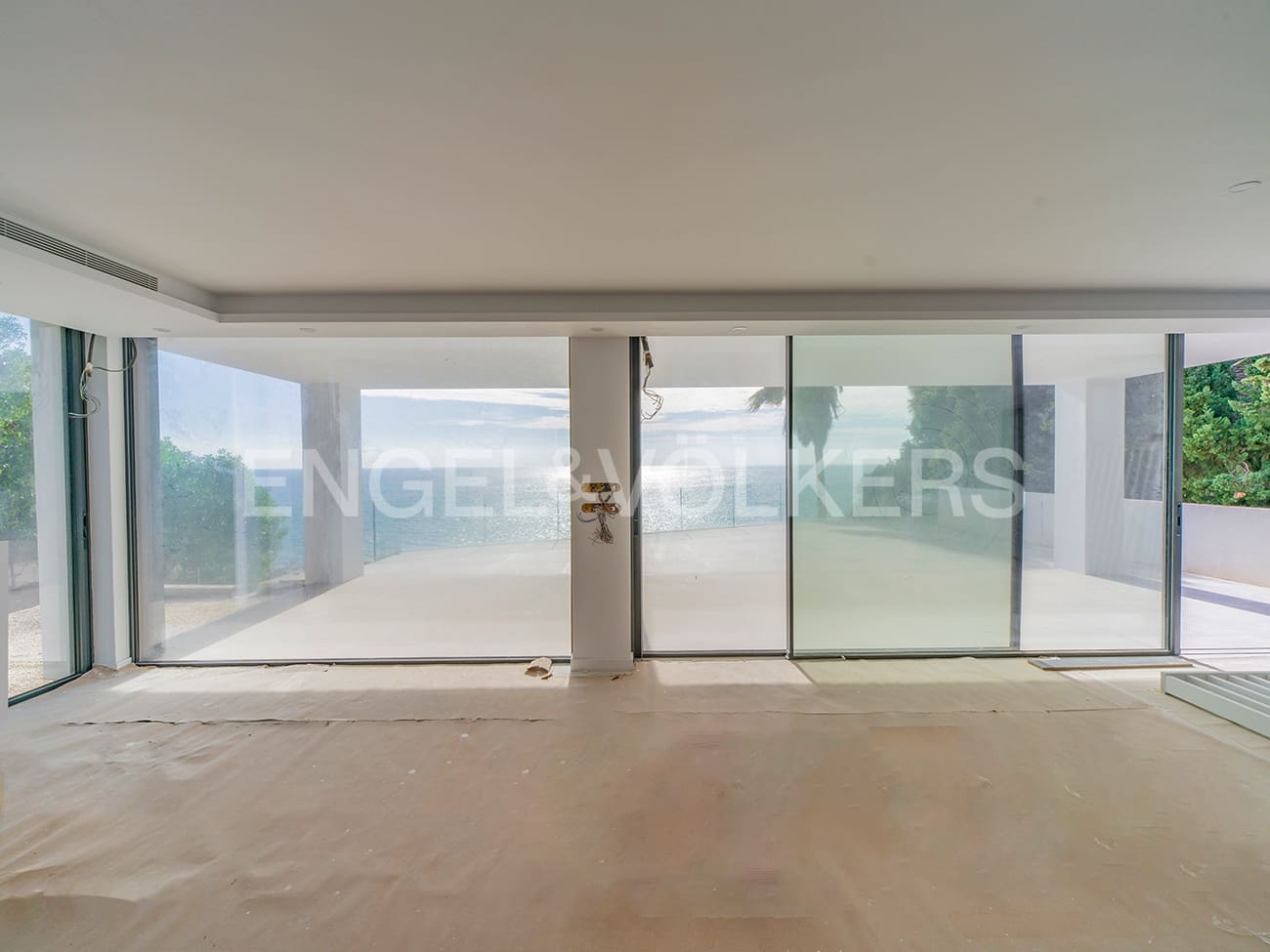 Villa til salgs i El Campello med svømmebasseng garasje - € 2 700 000 (Ref: 8762717)