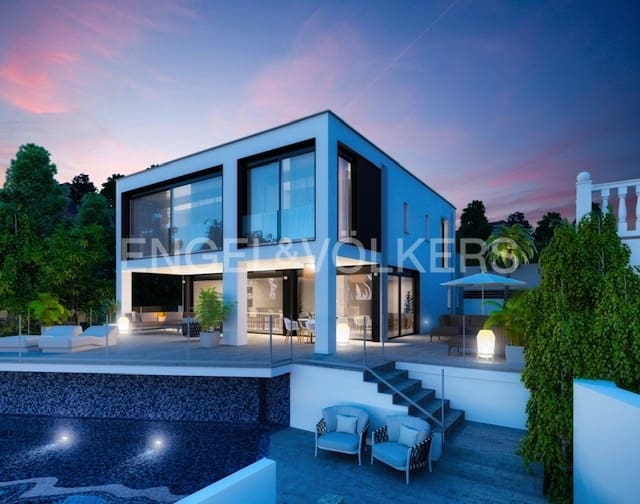 Villa til salgs i El Campello med svømmebasseng garasje - € 2 700 000 (Ref: 8762717)