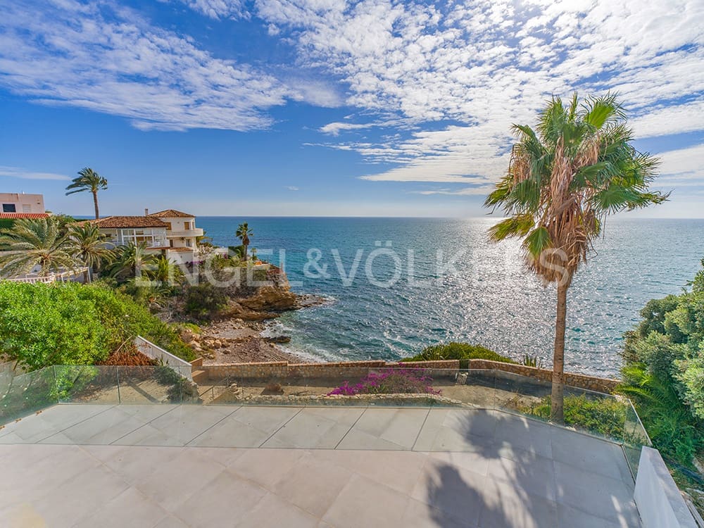 Villa til salgs i El Campello med svømmebasseng garasje - € 2 700 000 (Ref: 8762717)