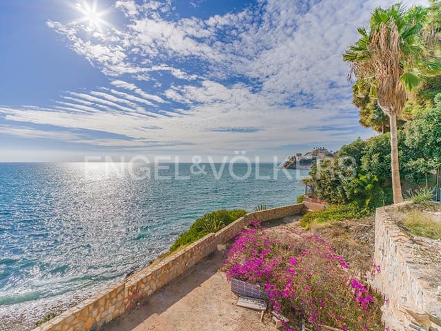 Villa til salg i Coveta Fuma, El Campello med swimmingpool garage - € 2.700.000 (Ref: 8762717)