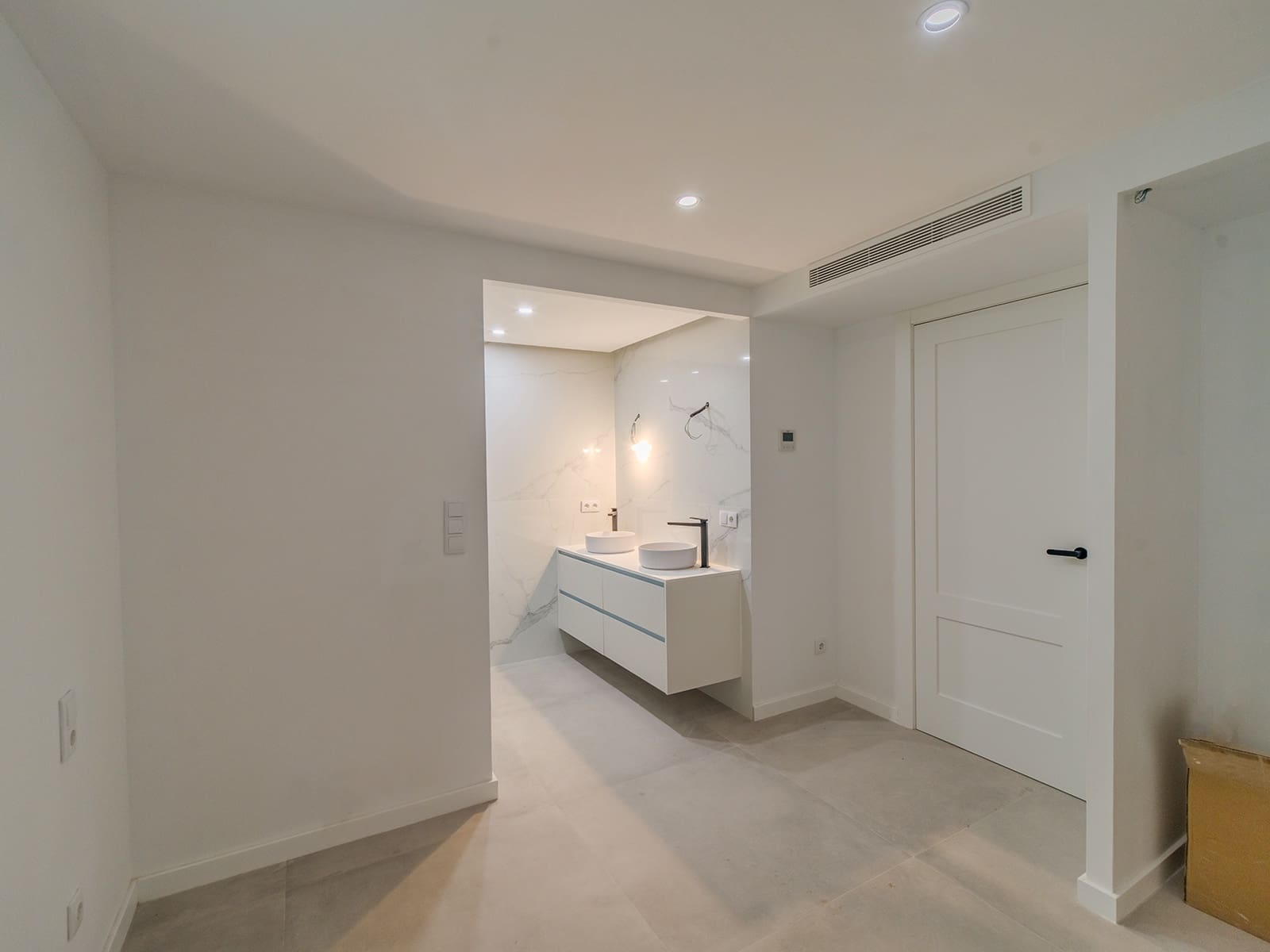 Villa te koop in El Campello met zwembad garage - € 2.700.000 (Ref: 8762717)