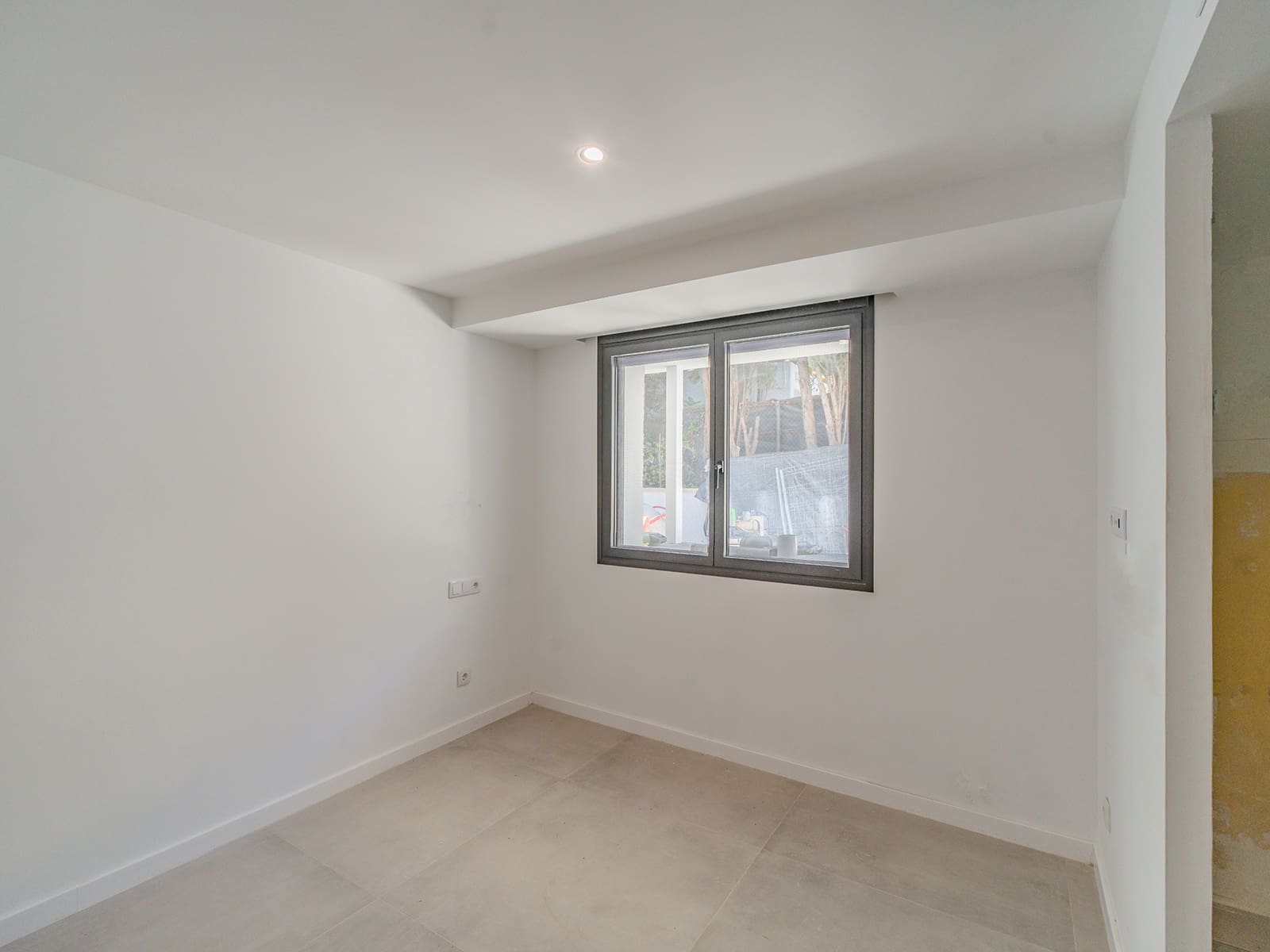 Villa te koop in El Campello met zwembad garage - € 2.700.000 (Ref: 8762717)