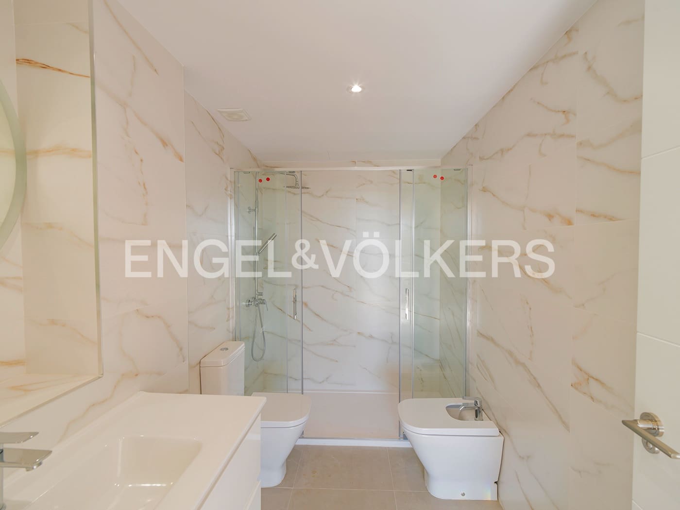 5 soveværelse Lejlighed til salg i Alicante by - € 1.080.000 (Ref: 8762747)