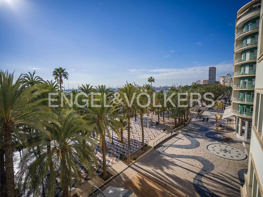 5 soveværelse Lejlighed til salg i Alicante by - € 1.080.000 (Ref: 8762747)