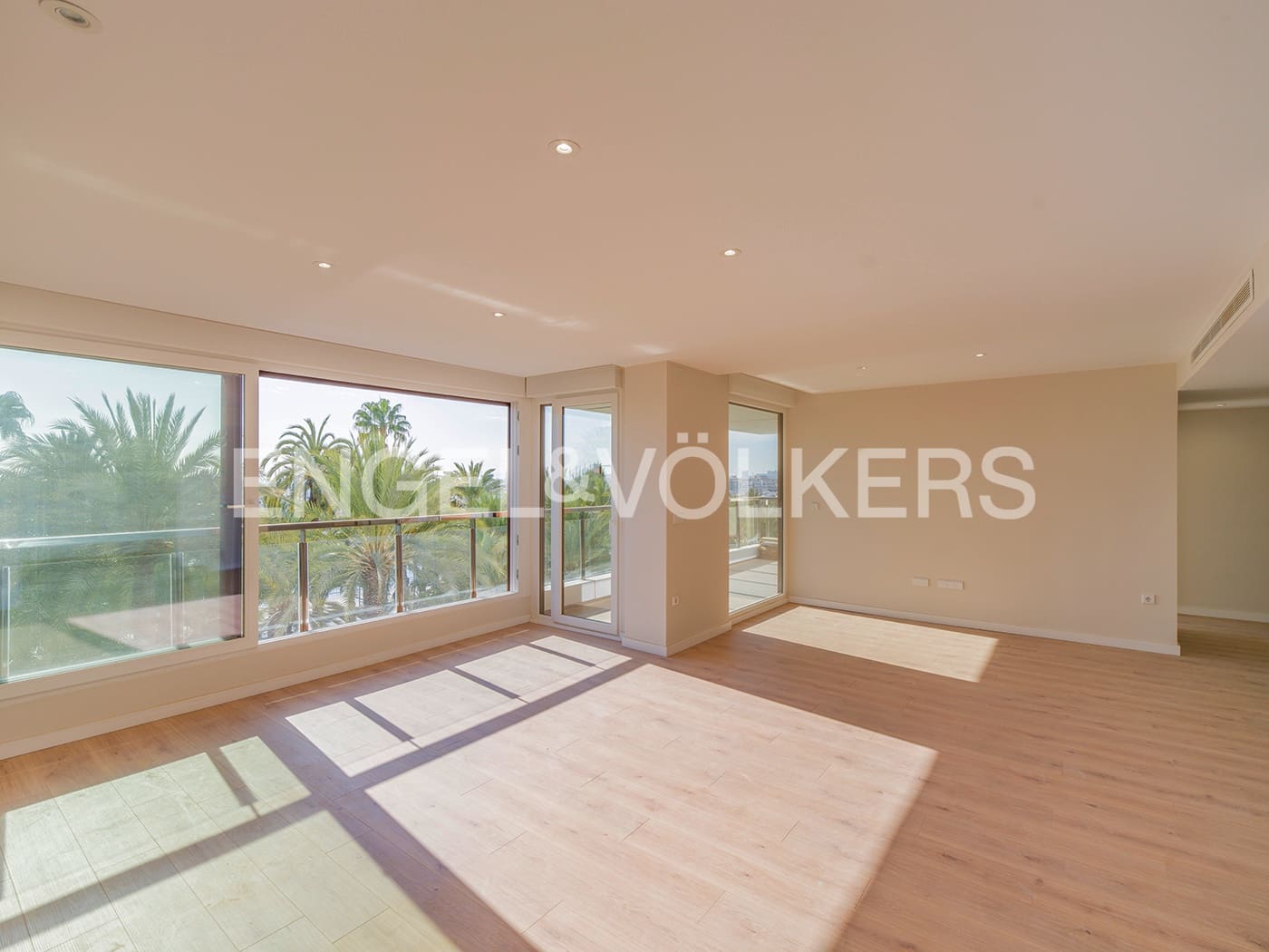 5 soveværelse Lejlighed til salg i Alicante by - € 1.080.000 (Ref: 8762747)