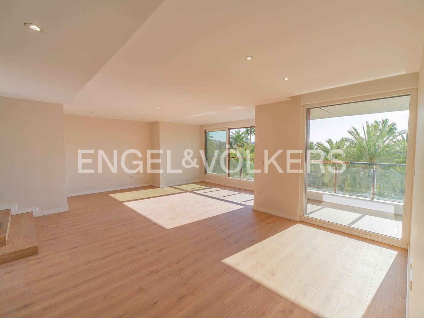 5 soveværelse Lejlighed til salg i Alicante by - € 1.080.000 (Ref: 8762747)