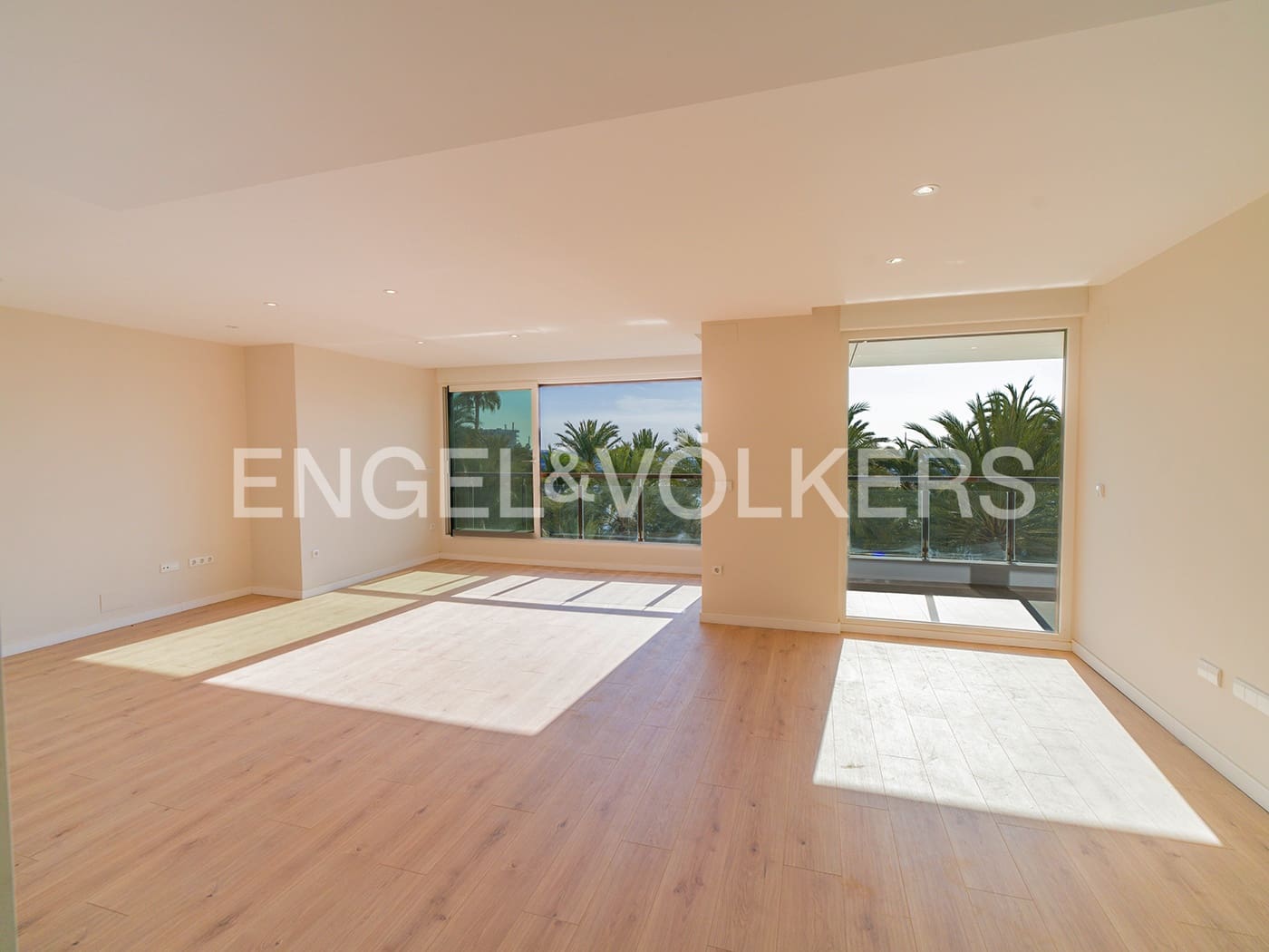 5 soveværelse Lejlighed til salg i Alicante by - € 1.080.000 (Ref: 8762747)