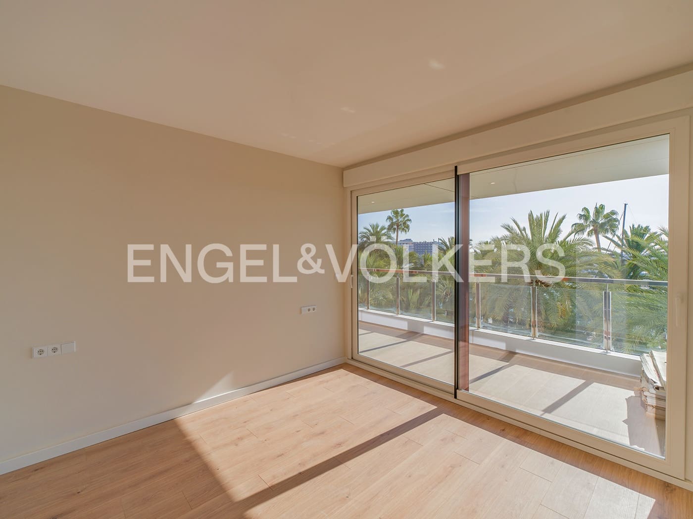 5 soveværelse Lejlighed til salg i Alicante by - € 1.080.000 (Ref: 8762747)