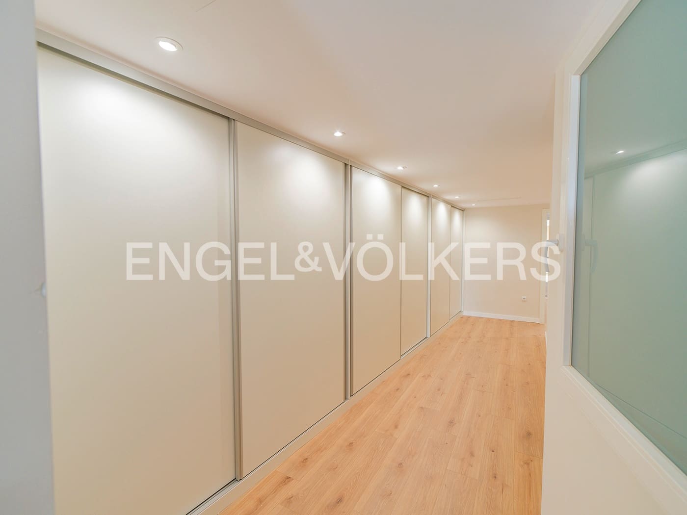 5 soveværelse Lejlighed til salg i Alicante by - € 1.080.000 (Ref: 8762747)