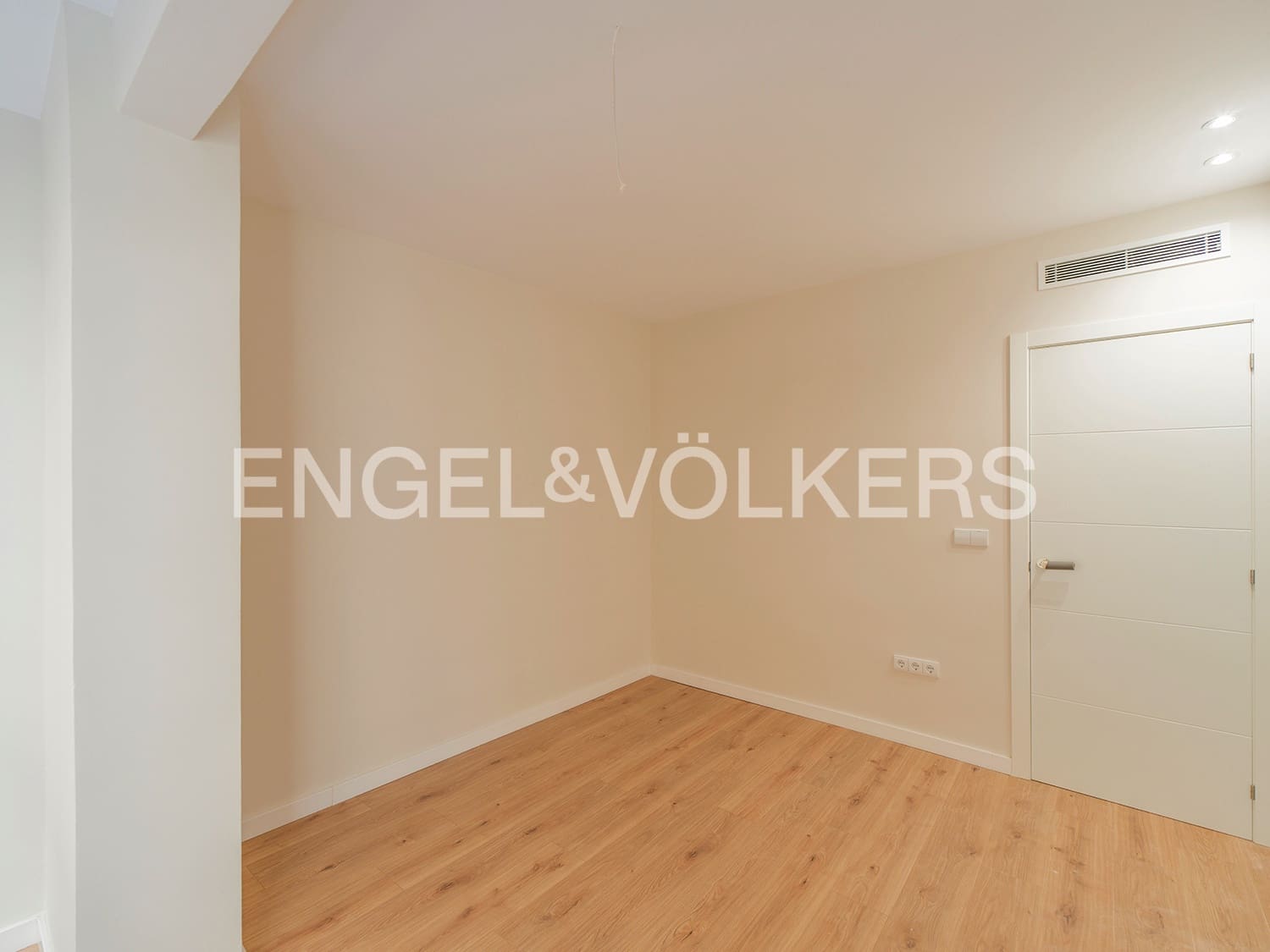 5 soveværelse Lejlighed til salg i Alicante by - € 1.080.000 (Ref: 8762747)