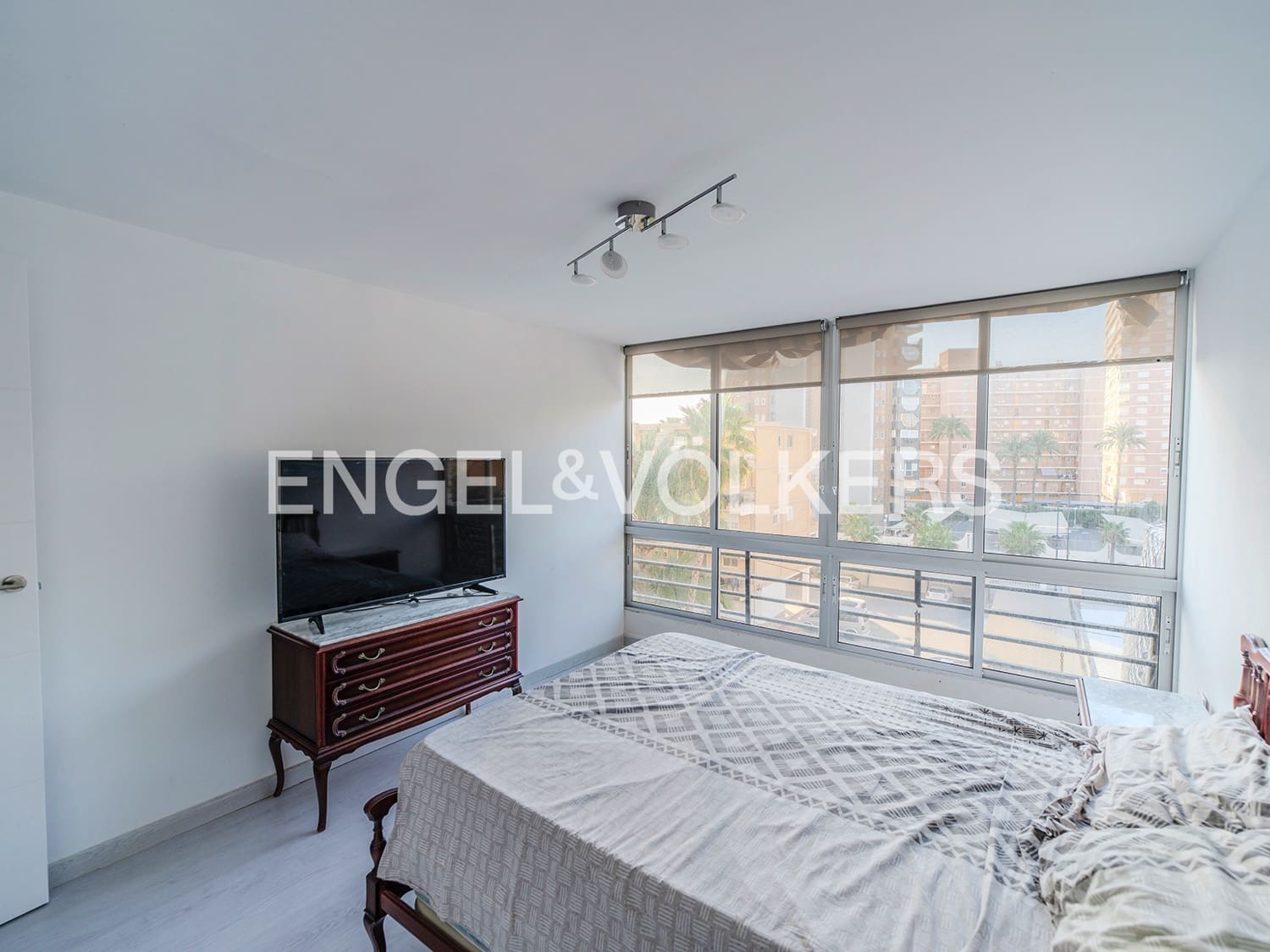 4 soverom Leilighet til salgs i Alicante by - € 599 000 (Ref: 8780725)