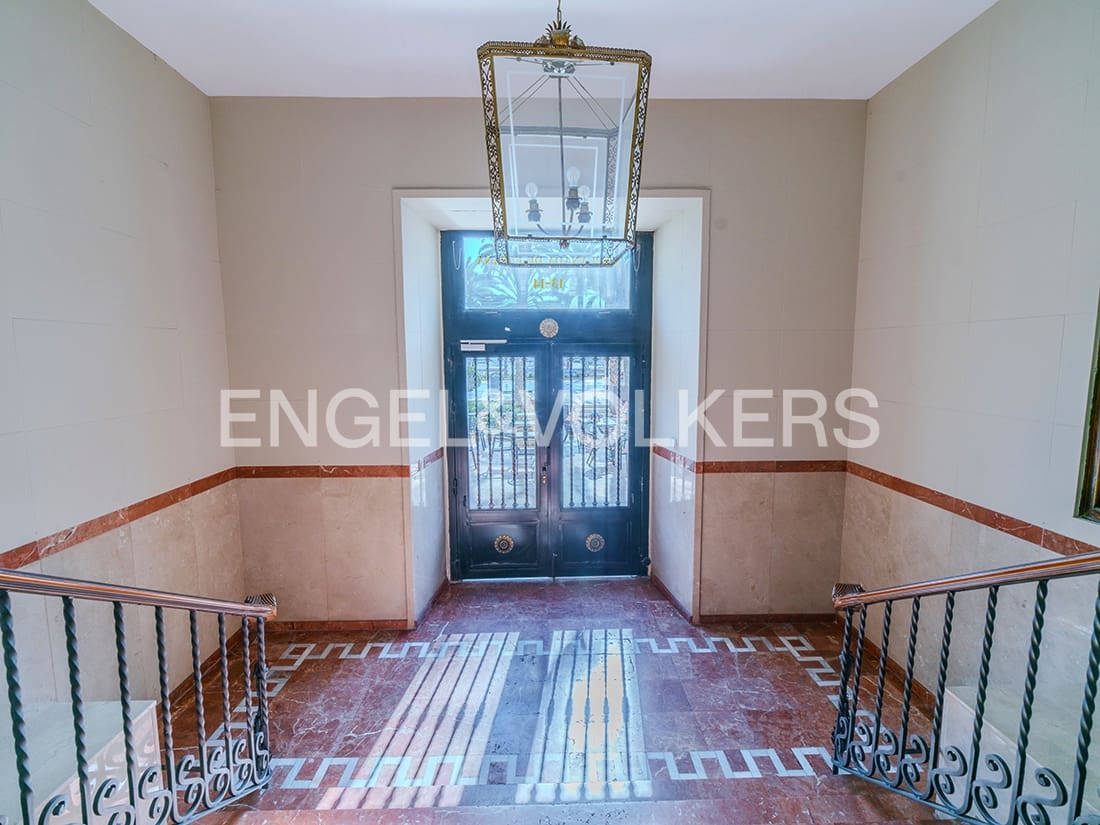 2 quarto Apartamento para venda em Alicante cidade - 1 100 000 € (Ref: 8884509)