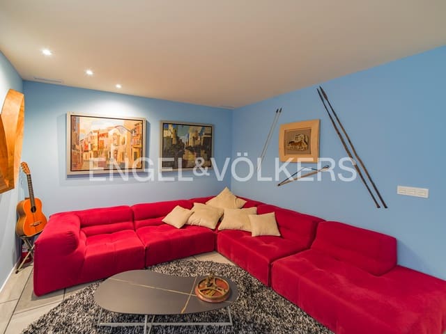 2 soverom Leilighet til salgs i Barrio del Centro, Alicante by - € 1 100 000 (Ref: 8884509)