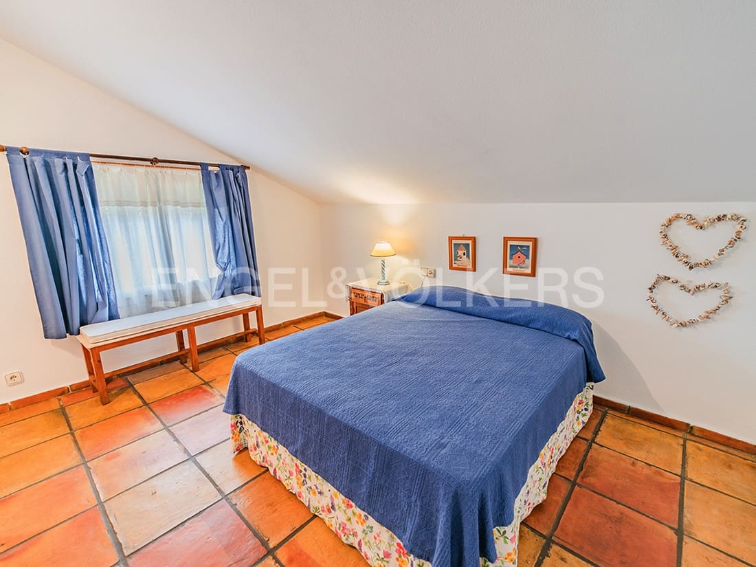 6 soveværelse Villa til salg i Alicante by med swimmingpool garage - € 1.170.000 (Ref: 8891669)