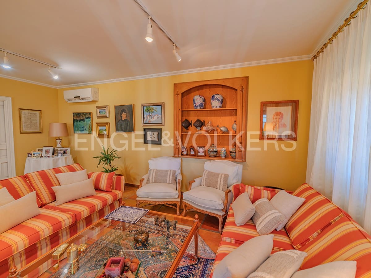 6 soveværelse Villa til salg i Alicante by med swimmingpool garage - € 1.170.000 (Ref: 8891669)