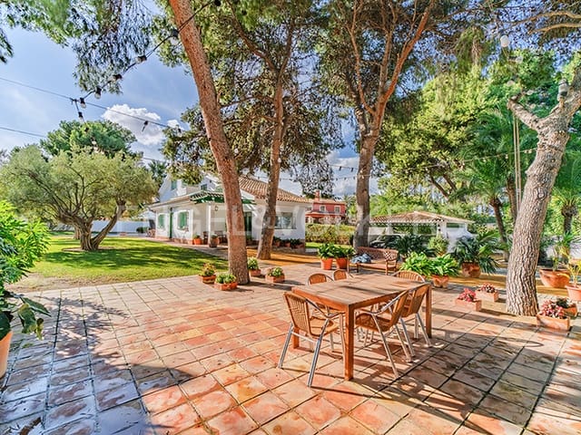 6 soveværelse Villa til salg i Vistahermosa, Alicante by med swimmingpool garage - € 1.170.000 (Ref: 8891669)