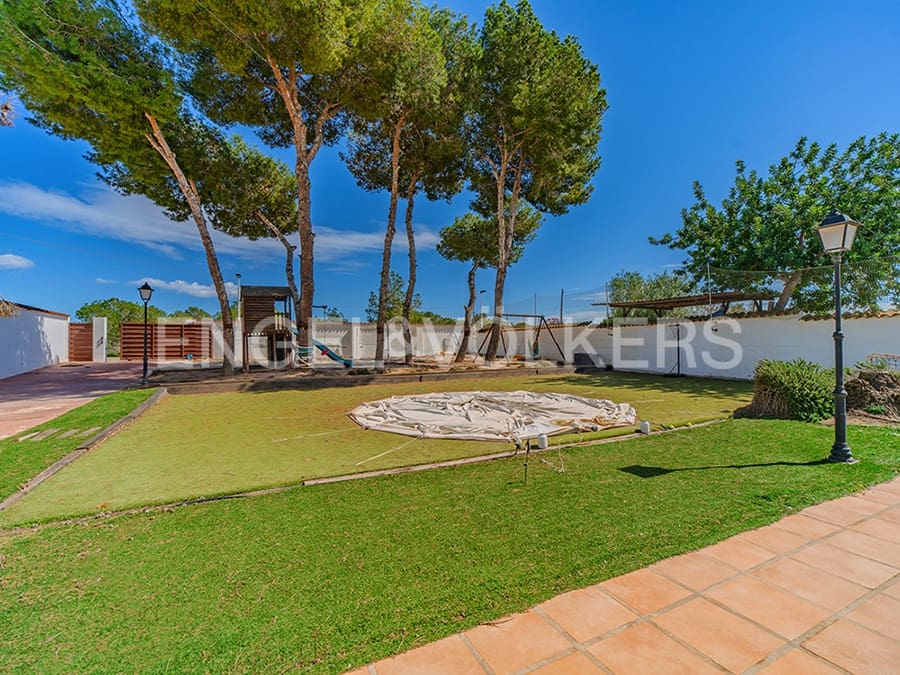 4 soverom Villa til salgs i Santa Pola med svømmebasseng garasje - € 1 250 000 (Ref: 8891721)