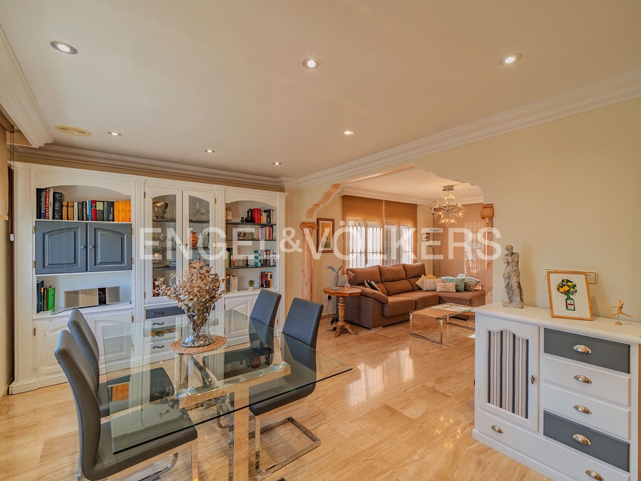 4 quarto Moradia para venda em San Vicente / Sant Vicent del Raspeig com piscina garagem - 695 000 € (Ref: 8897597)