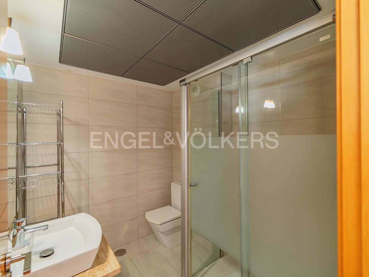 1 soveværelse Lejlighed til salg i Alicante by med swimmingpool garage - € 315.000 (Ref: 8909682)