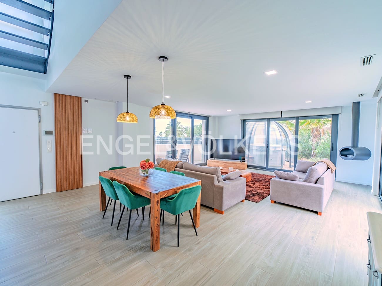 3 soveværelse Villa til salg i Alicante by med swimmingpool garage - € 1.175.000 (Ref: 8909708)