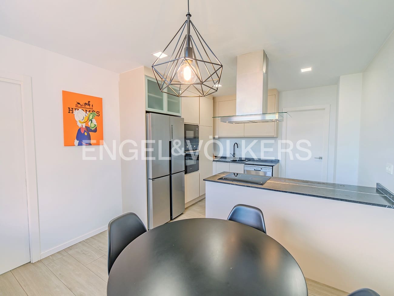 3 soveværelse Villa til salg i Alicante by med swimmingpool garage - € 1.175.000 (Ref: 8909708)