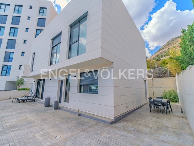 3 soveværelse Villa til salg i Albufereta, Alicante by med swimmingpool garage - € 1.175.000 (Ref: 8909708)