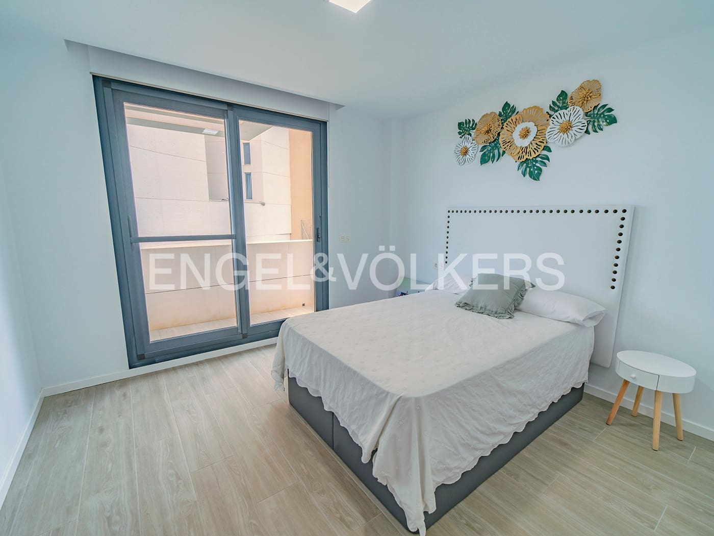 3 soveværelse Villa til salg i Alicante by med swimmingpool garage - € 1.175.000 (Ref: 8909708)