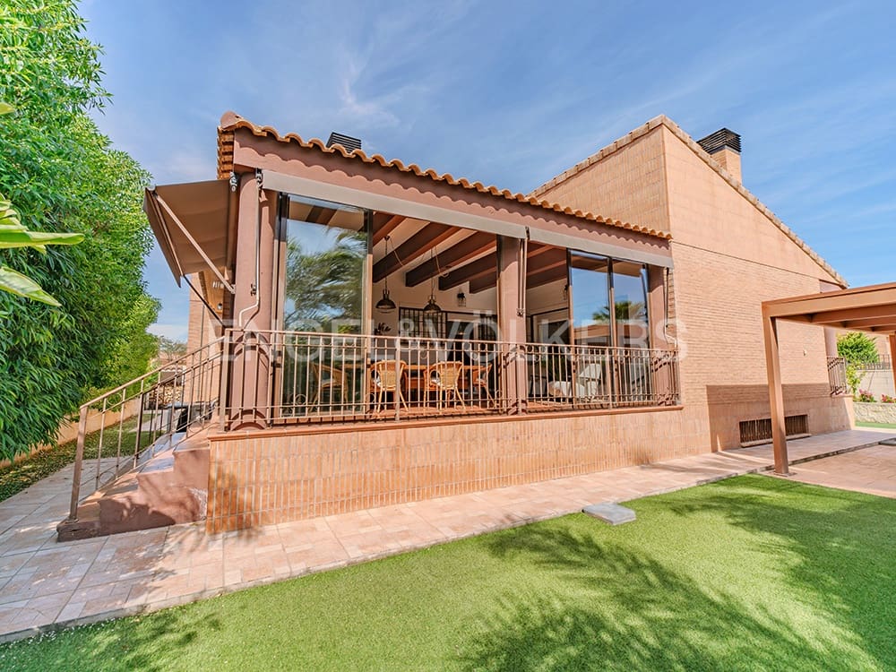 Chalet en Muchamiel / Mutxamel en venta - 740.000 € (Ref: 8915881)