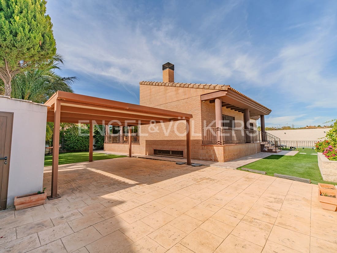 Chalet en Muchamiel / Mutxamel en venta - 740.000 € (Ref: 8915881)