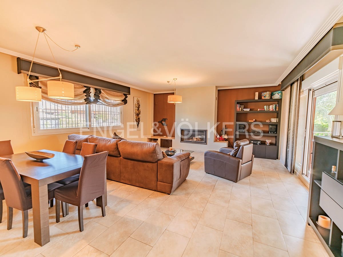 Chalet en Muchamiel / Mutxamel en venta - 740.000 € (Ref: 8915881)