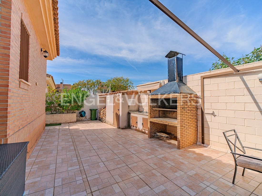 Chalet en Muchamiel / Mutxamel en venta - 740.000 € (Ref: 8915881)