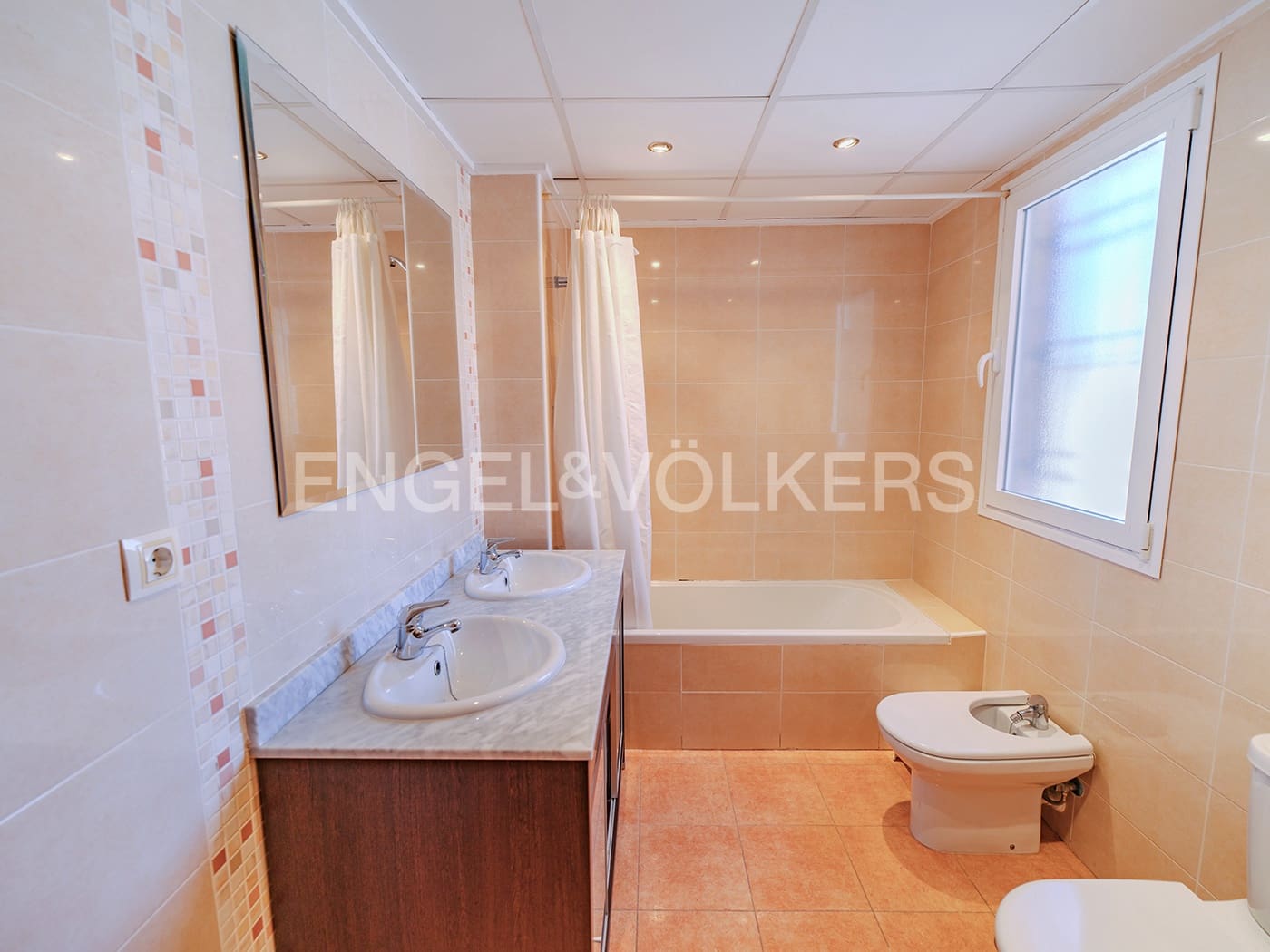 Chalet en Muchamiel / Mutxamel en venta - 740.000 € (Ref: 8915881)