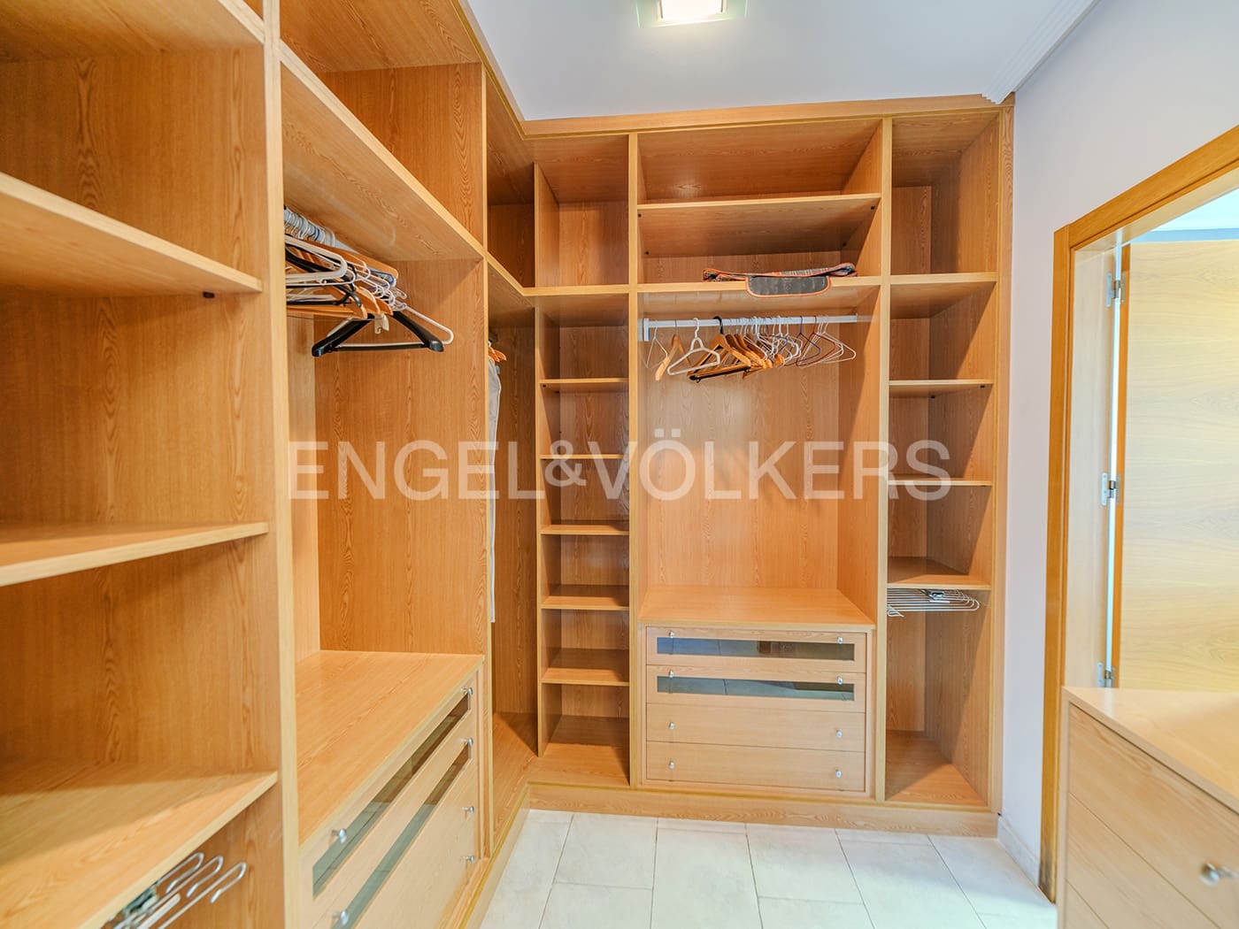 Chalet en Muchamiel / Mutxamel en venta - 740.000 € (Ref: 8915881)