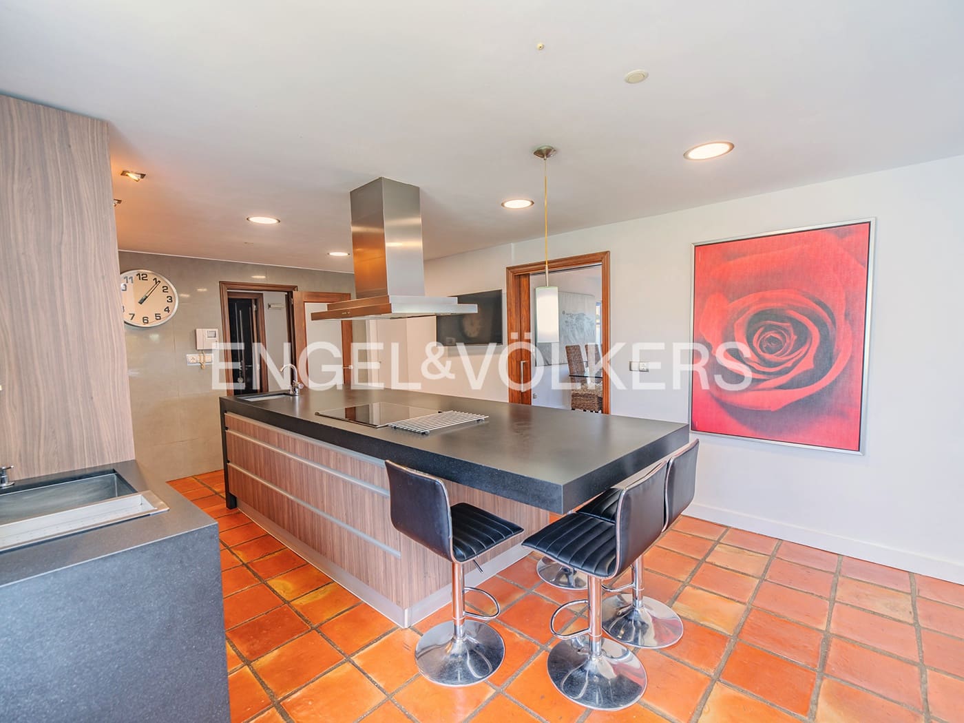 Villa for sale in Alicante / Alacant city with pool garage - € 995,000 (Ref: 8920282)