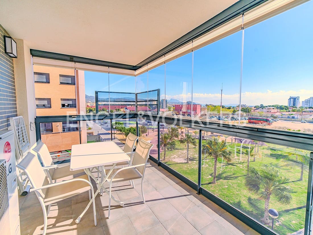 3 soveværelse Lejlighed til salg i El Campello med swimmingpool garage - € 399.000 (Ref: 8931334)