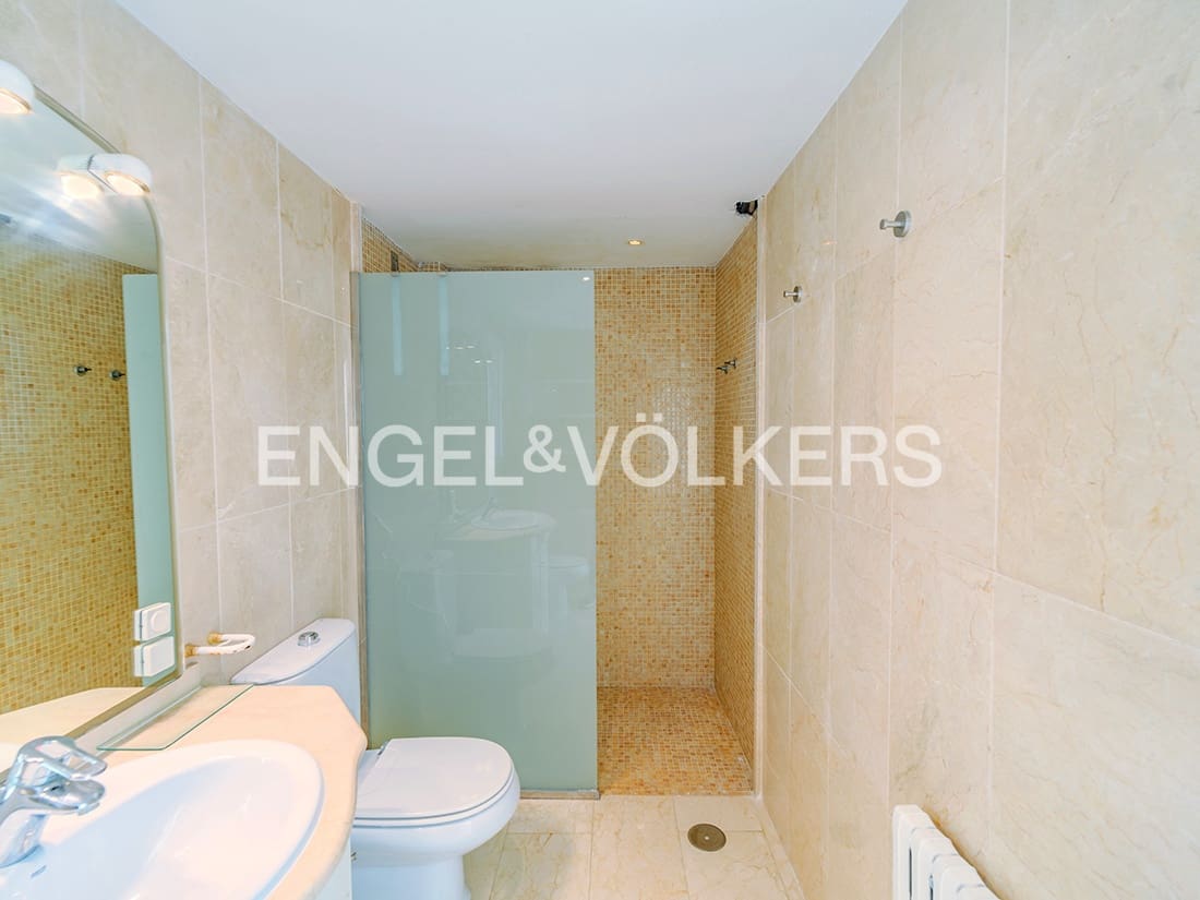 Villa for sale in San Juan de Alicante / Sant Joan d'Alacant with pool garage - € 890,000 (Ref: 8931342)