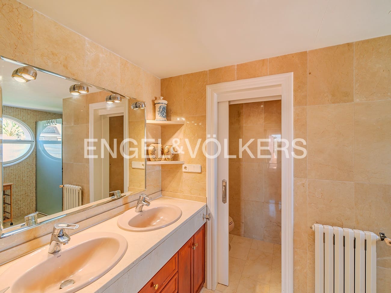 Villa for sale in San Juan de Alicante / Sant Joan d'Alacant with pool garage - € 890,000 (Ref: 8931342)