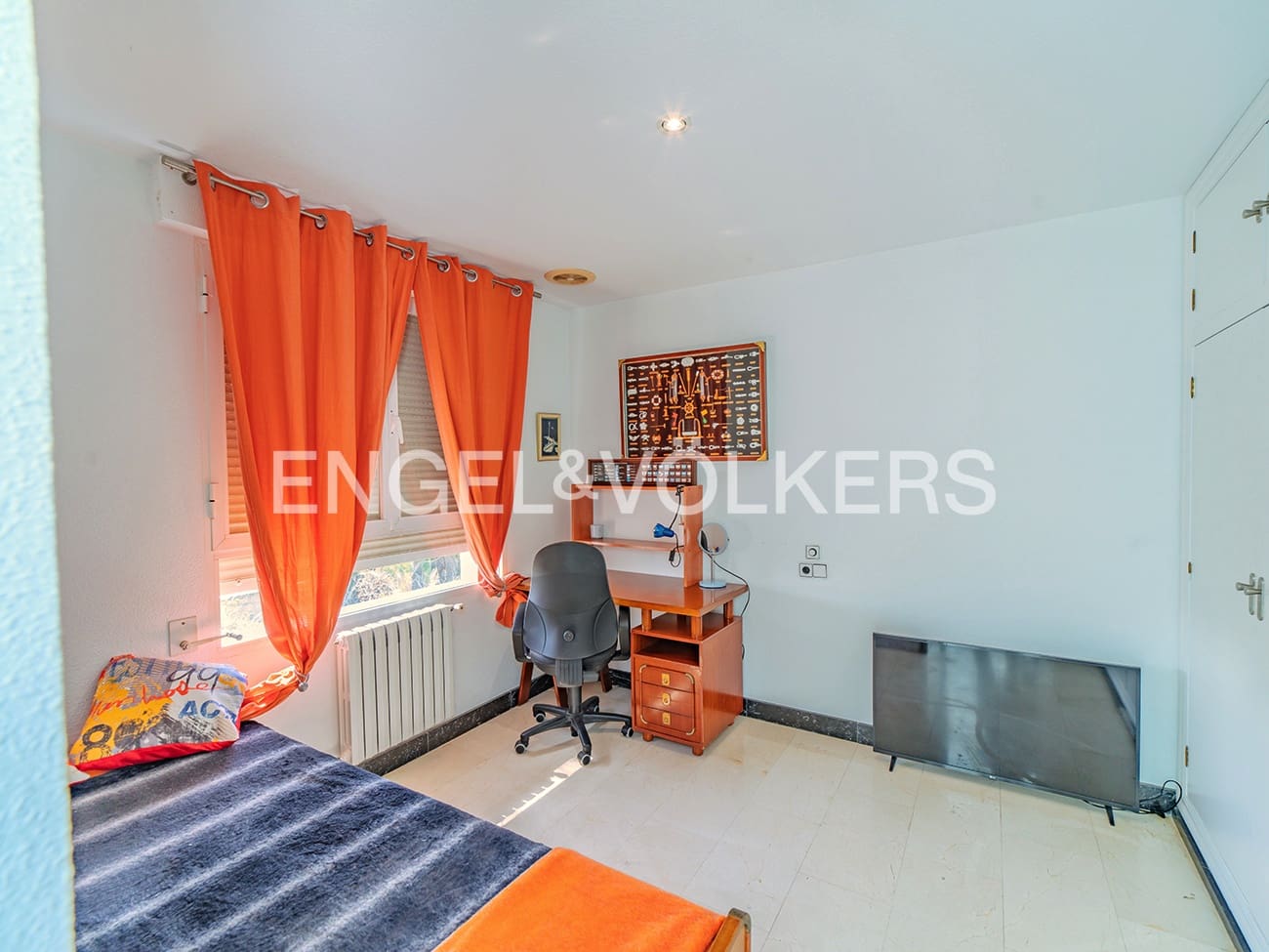 Villa for sale in San Juan de Alicante / Sant Joan d'Alacant with pool garage - € 890,000 (Ref: 8931342)